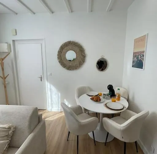 L'ancre Rochelaise Proche Marché Et Vieux Port La Rochelle (Charente-Maritime)